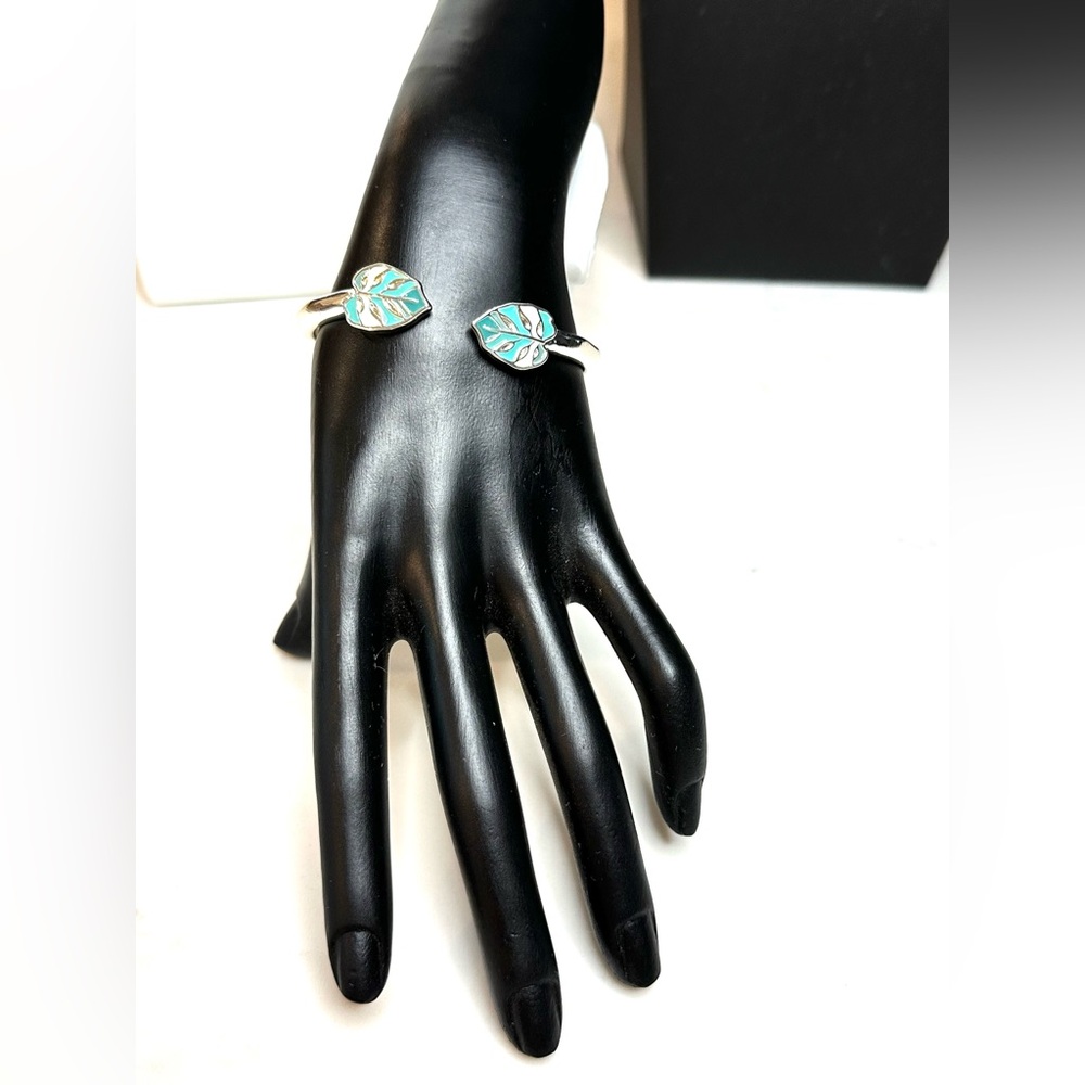 💚💚 Enamel Monstera Leaf Hinge Cuff Bracelet 💚💚